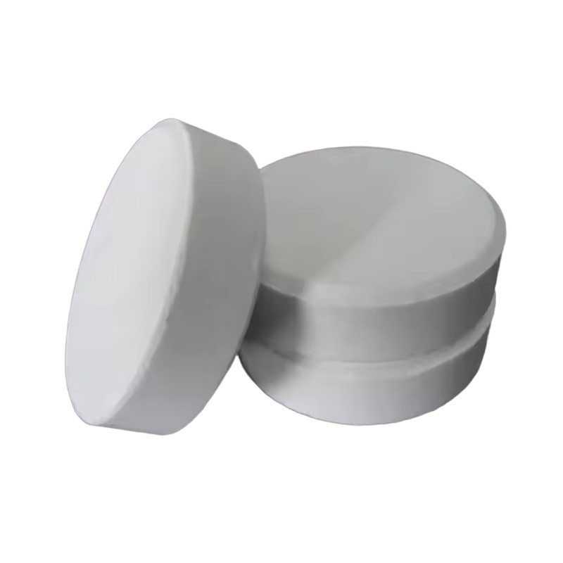 Jakou klíčovou roli hraje TCCA (kyselina trichloroisokyanurová) při úpravě a dezinfekci vody?